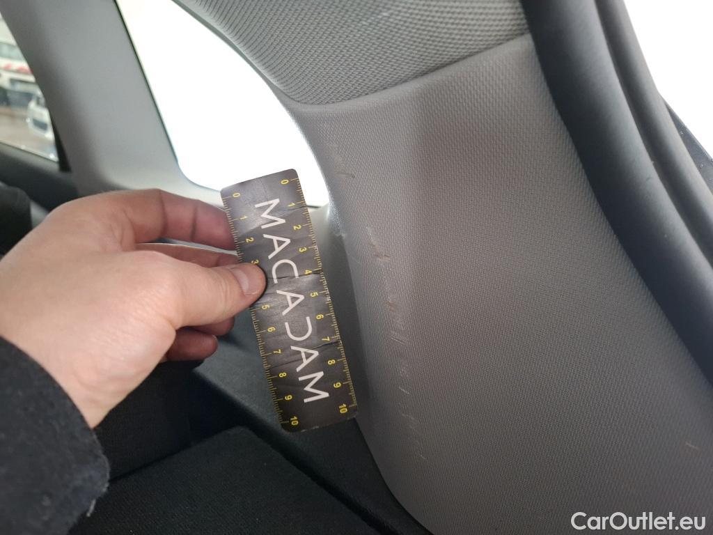  Bmw  X1 Série  sDrive18d Lounge 2.0 150CV BVA8 E6d #47