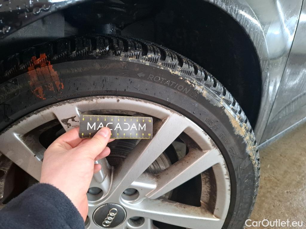  Audi  A3 AUDI  Sportback / 2016 / 5P / Berline 35 TFSI 150 COD S TRONIC BUSINESS LINE #7