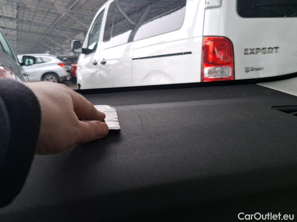  Bmw  X1 Série  sDrive18d Lounge 2.0 150CV BVA8 E6d #9