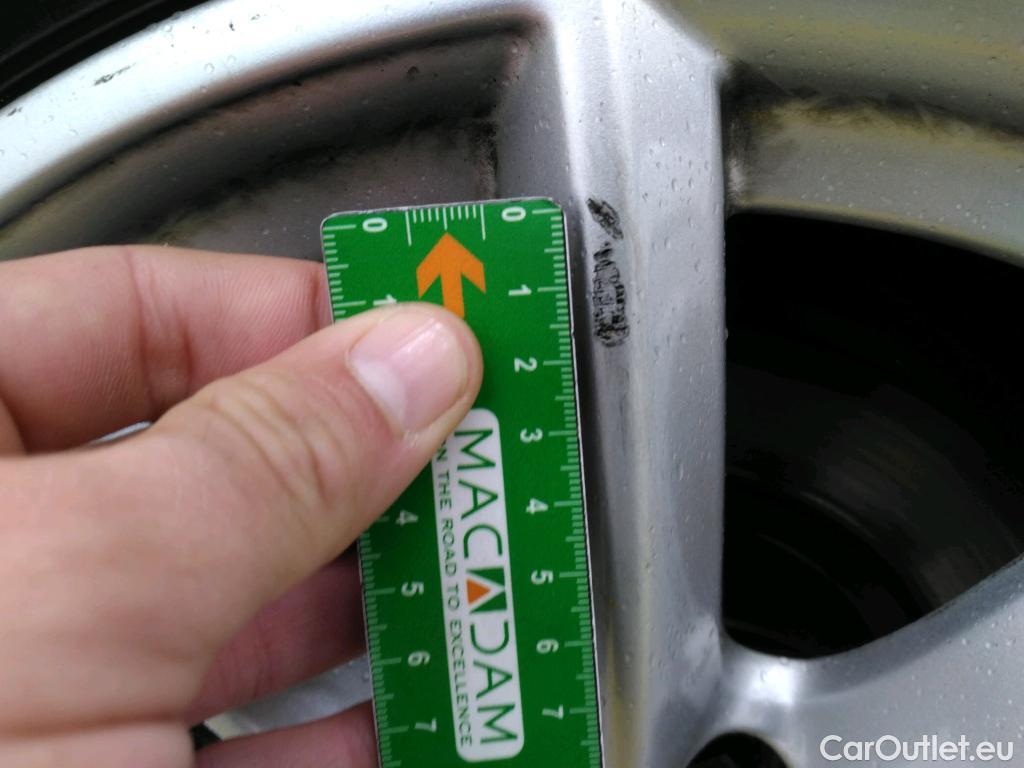  Bmw  Serie 2 Série 2 Active Tourer 216d Lounge 1.5 115CV BVA7 E6d #55