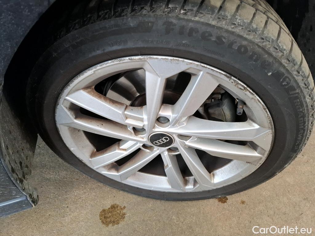  Audi  A3 AUDI  Sportback / 2020 / 5P / Berline 40 TFSI e 204 S Tronic Business Line #8