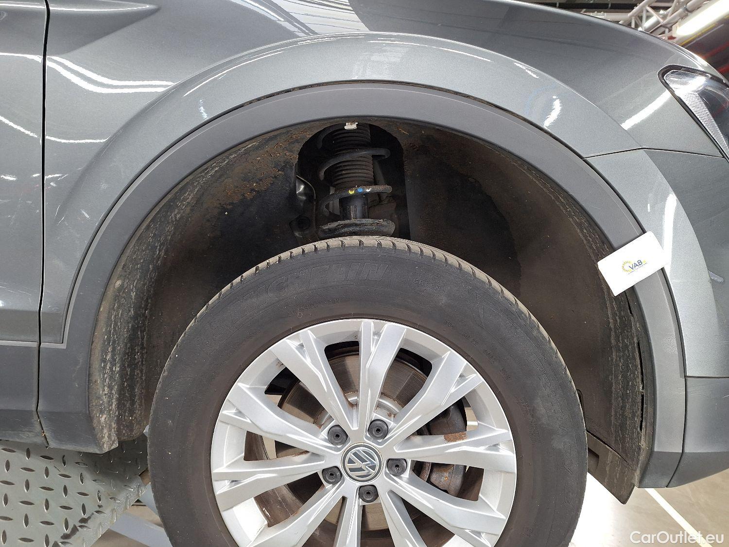  Volkswagen  Tiguan VW,  '16, Volkswagen  2.0 TDI SCR 110kW Comfortline 5d #10