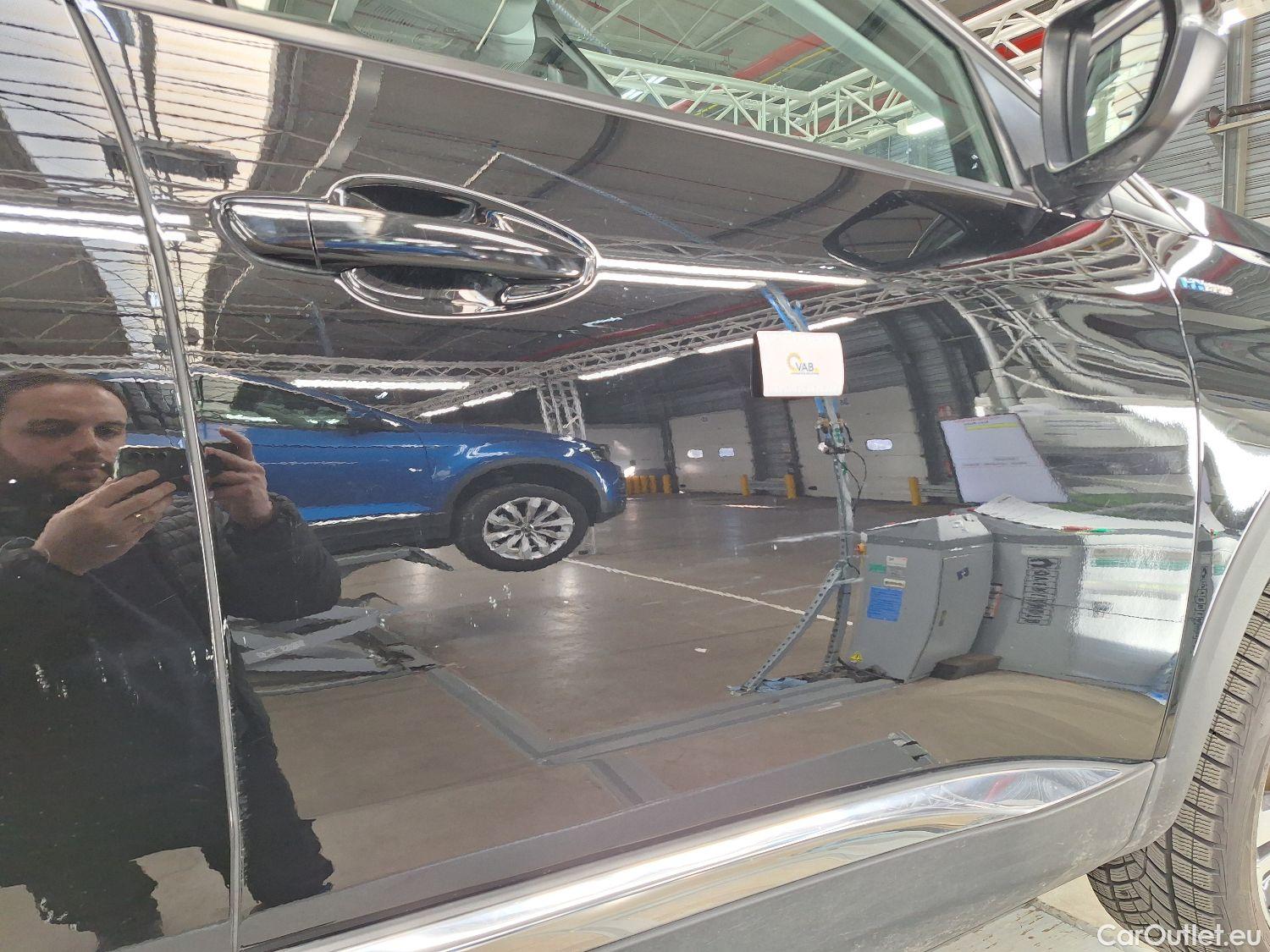  Peugeot  3008 Peugeot,  FL'20 PHEV, Peugeot  Hybrid 225 e-Auto8 Allure 5d #16