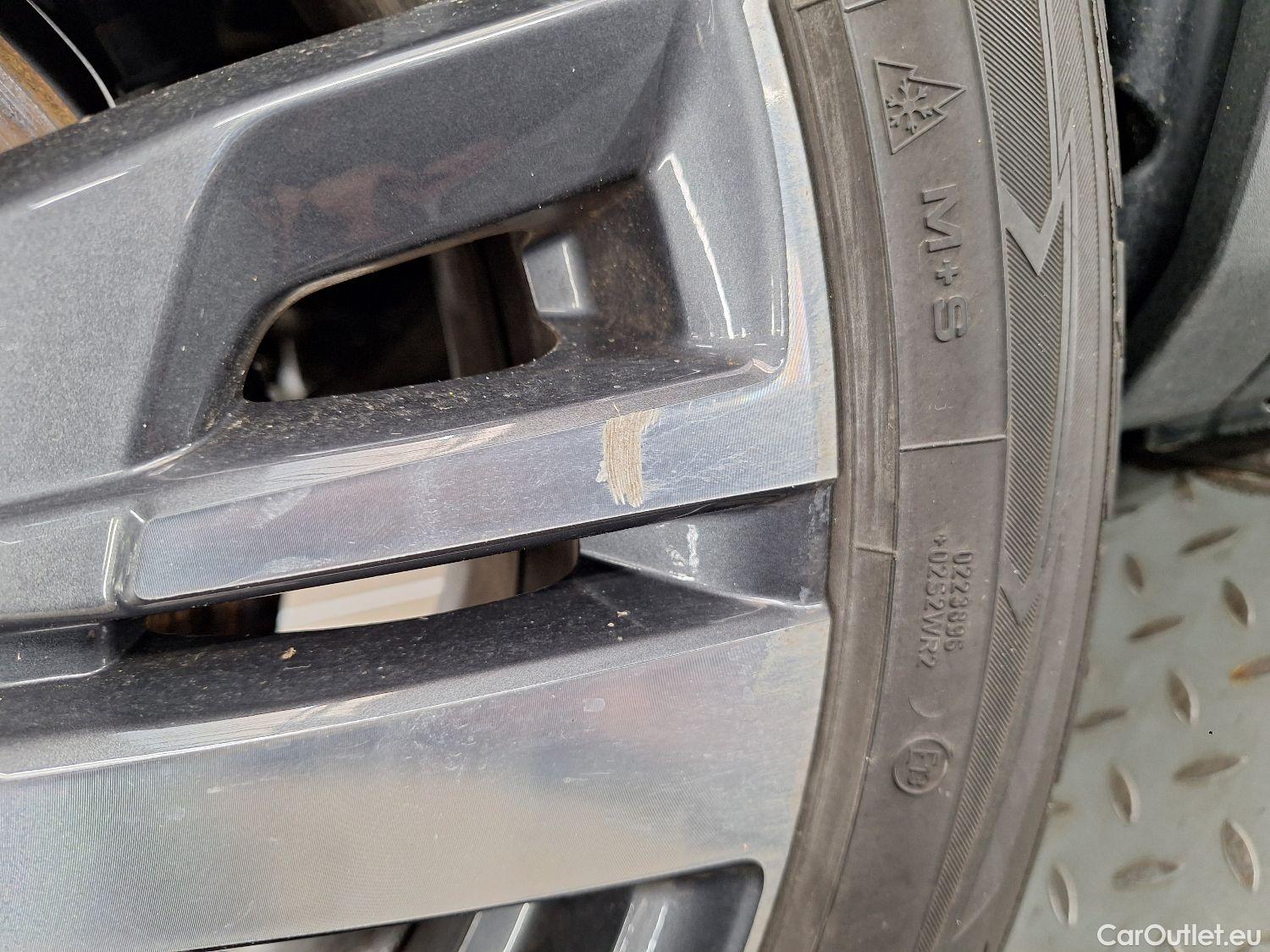  Peugeot  3008 Peugeot,  FL'20 PHEV, Peugeot  Hybrid 225 e-Auto8 Allure 5d #4