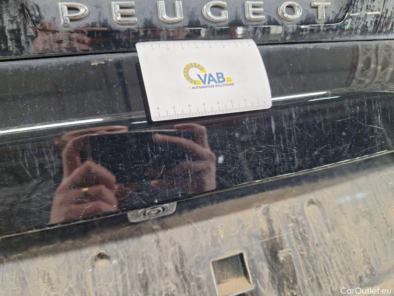  Peugeot  3008 Peugeot,  FL'20 PHEV, Peugeot  Hybrid 225 e-Auto8 Allure 5d #38