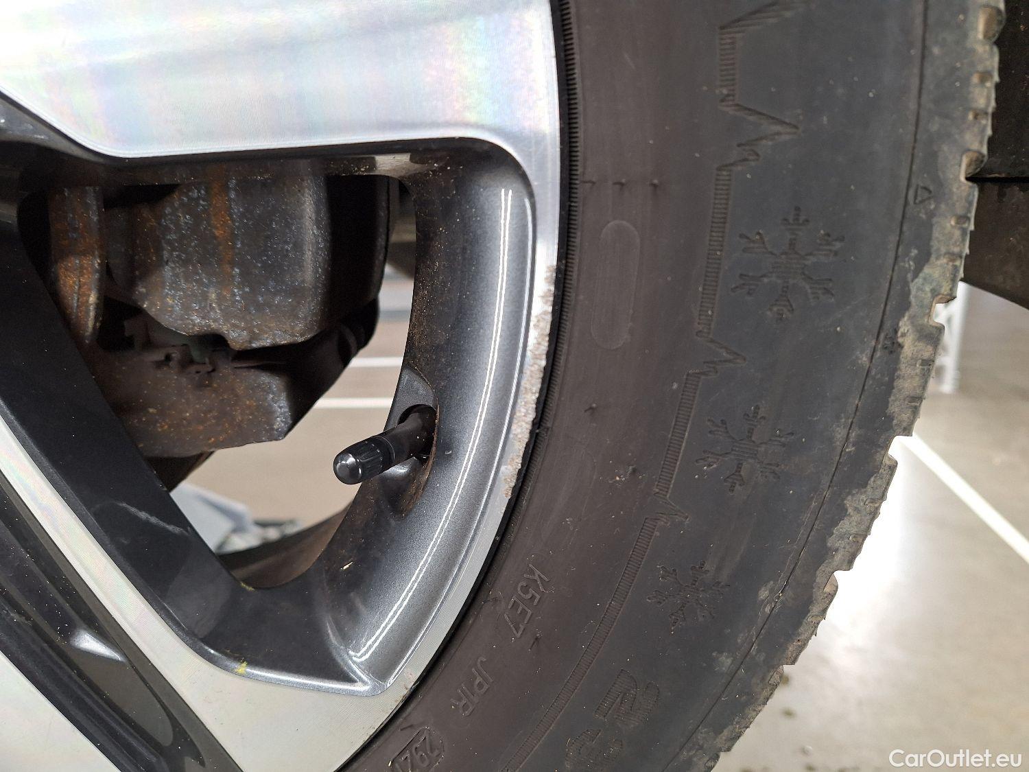  KIA  Sorento Kia,  '20, KIA  Sense 1.6 PHEV 4WD AT6 5d 7pl #4