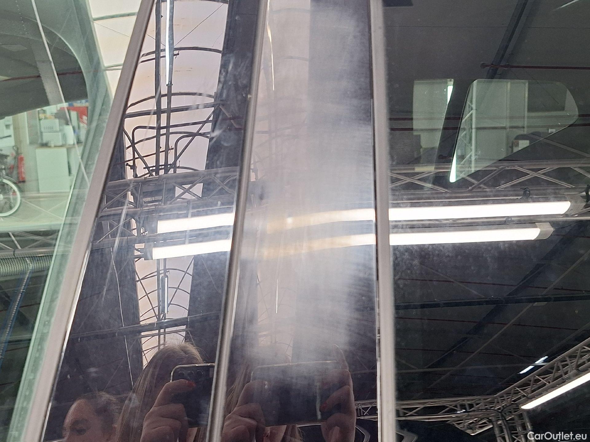  Volvo  XC 40 Volvo, XC40 '17, Volvo XC40 D4 AWD Geartronic R-Design 5d #14