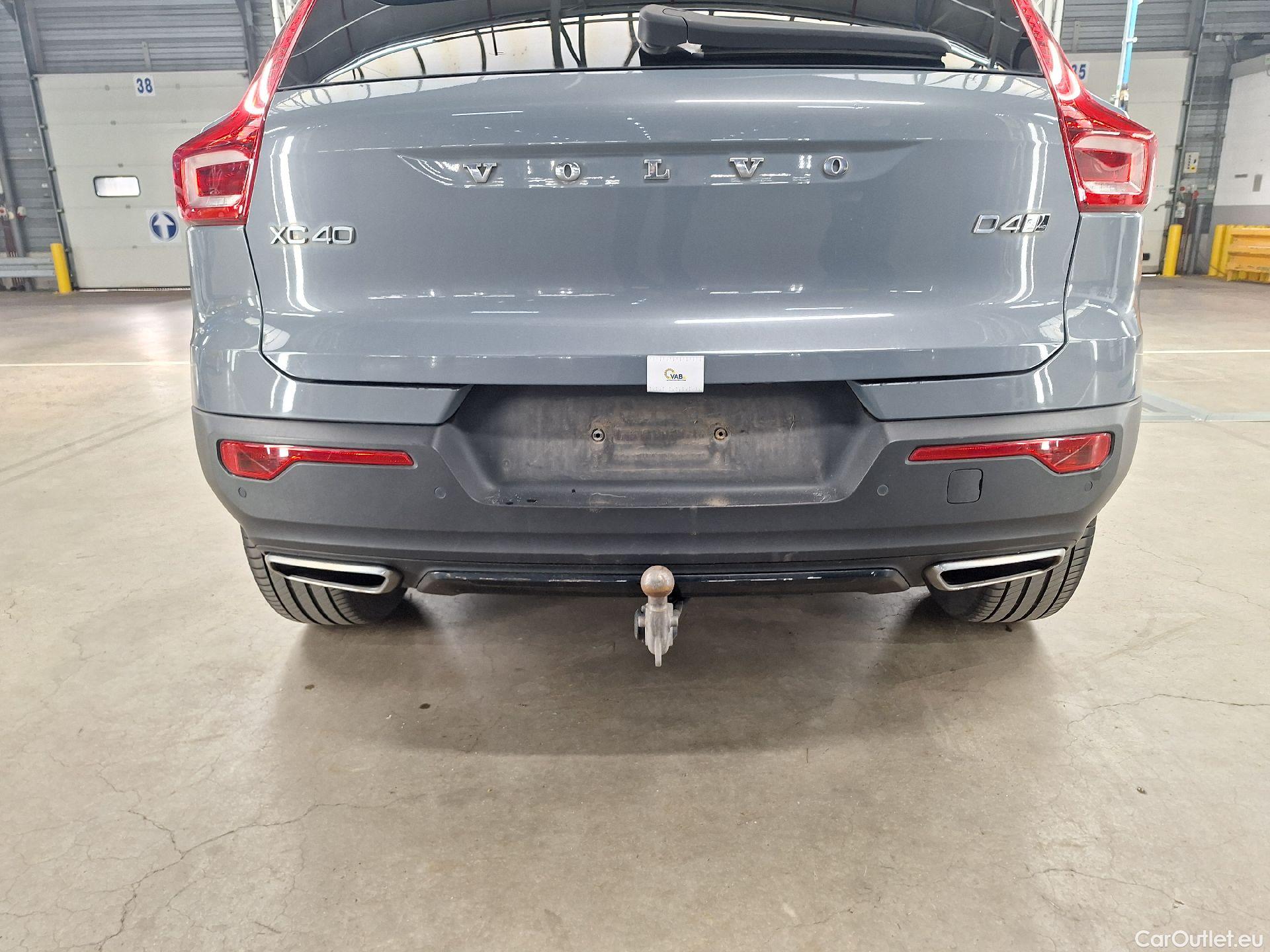  Volvo  XC 40 Volvo, XC40 '17, Volvo XC40 D4 AWD Geartronic R-Design 5d #38