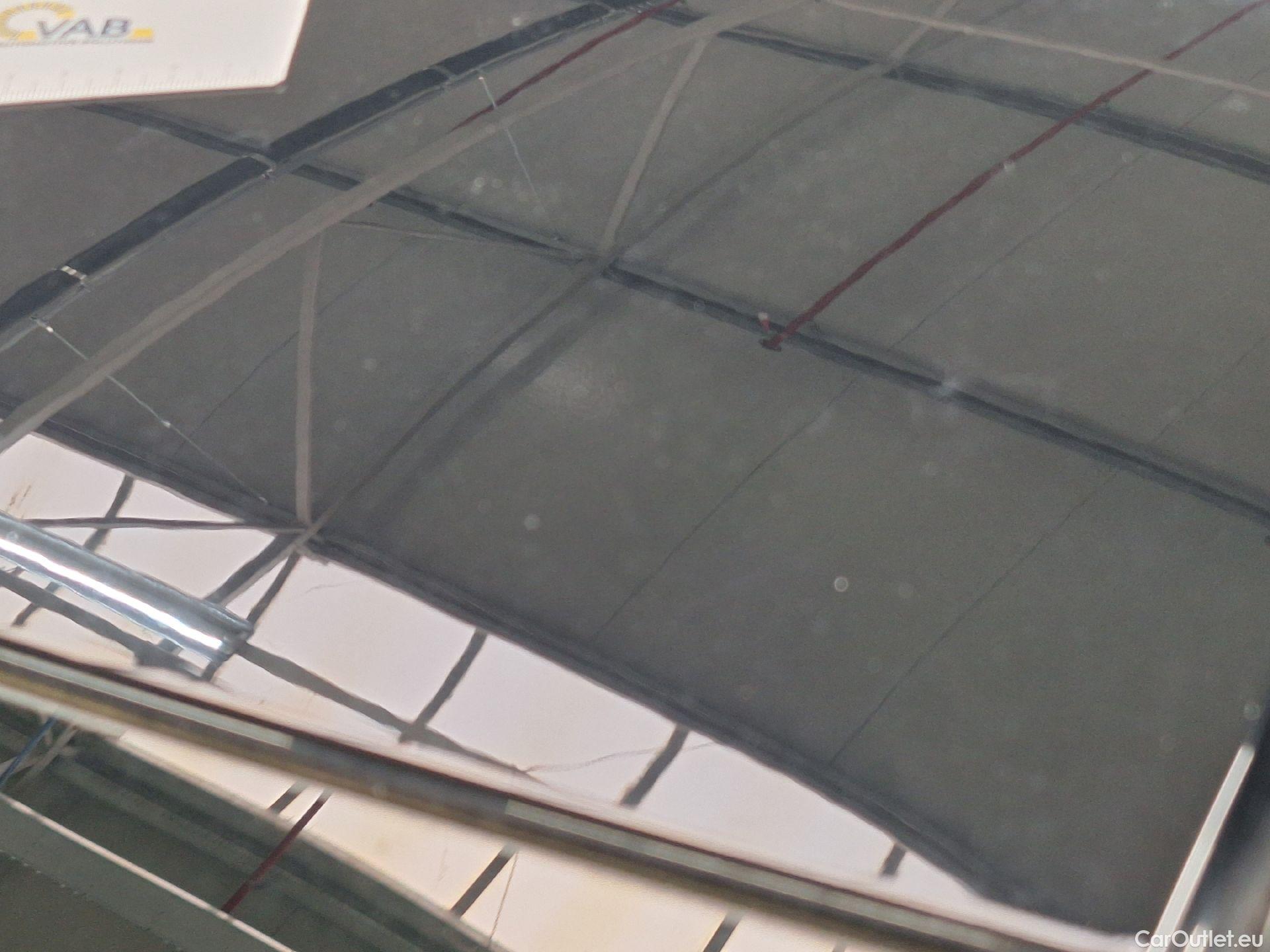  Volvo  XC 40 Volvo, XC40 '17, Volvo XC40 D4 AWD Geartronic R-Design 5d #16