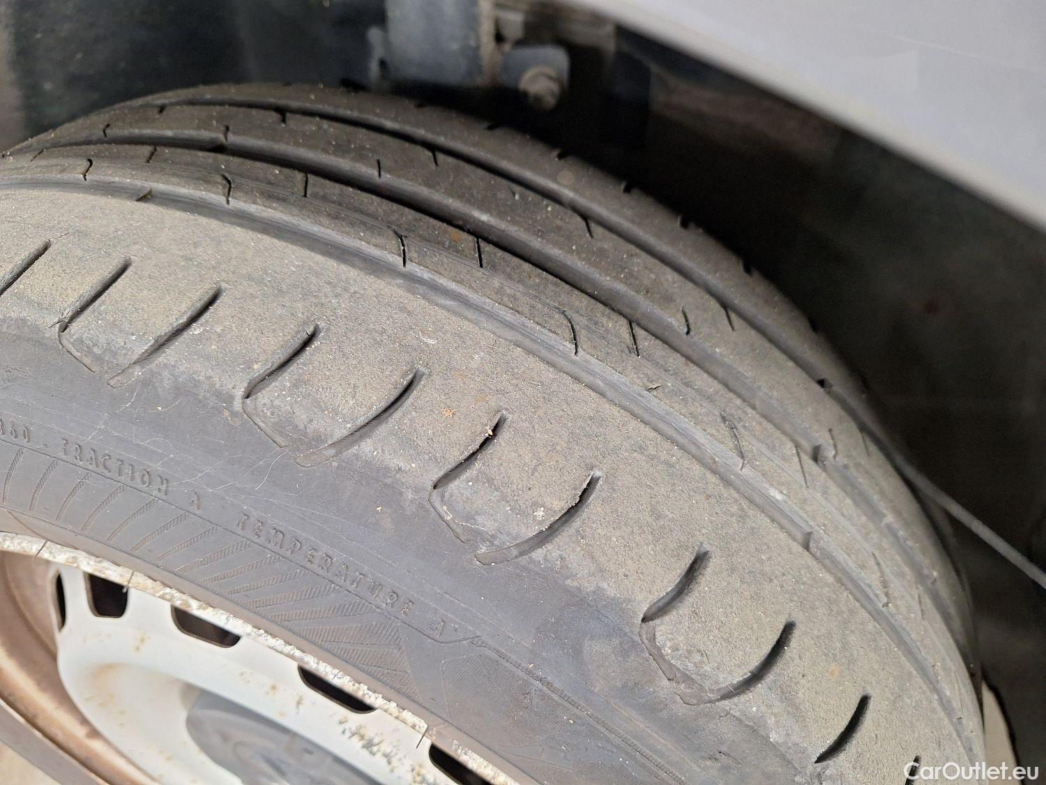  Peugeot  Partner Peugeot, _ '18, Peugeot  1.5 BHDi L1 Light 75kW s/s Premium #55