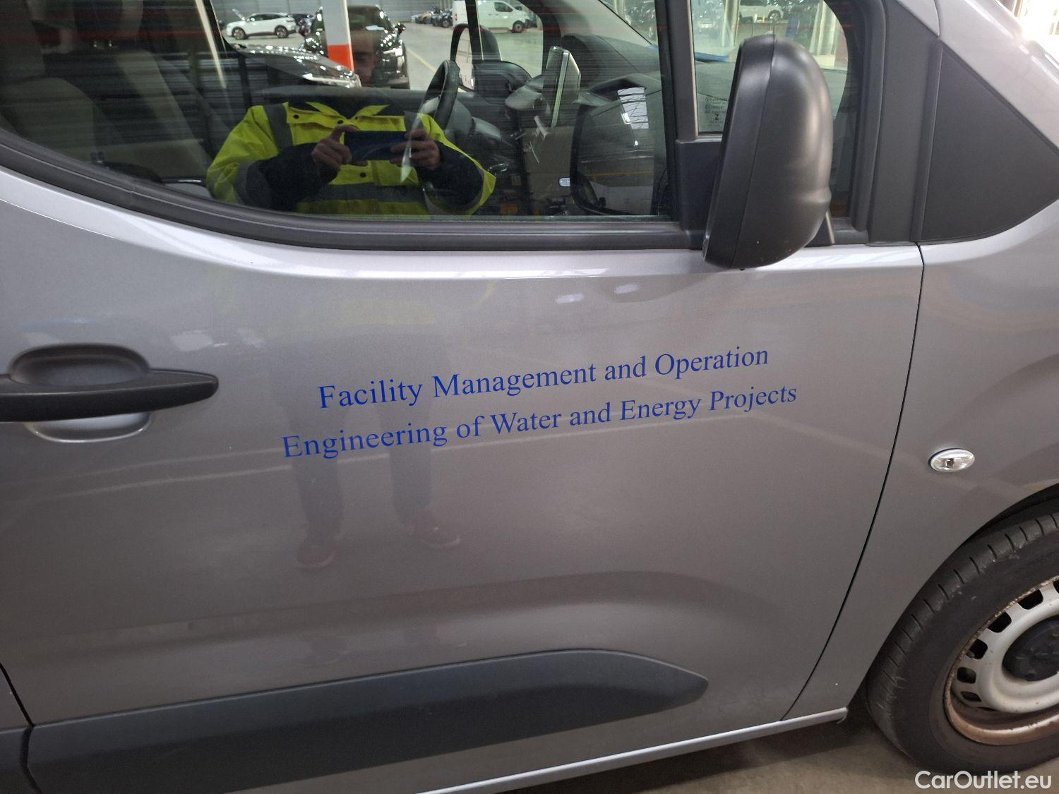  Peugeot  Partner Peugeot, _ '18, Peugeot  1.5 BHDi L1 Light 75kW s/s Premium #53