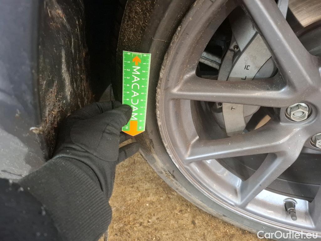  Tesla  Model 3 TESLA  / 2018 / 4P / Berline Grande Autonomie #12