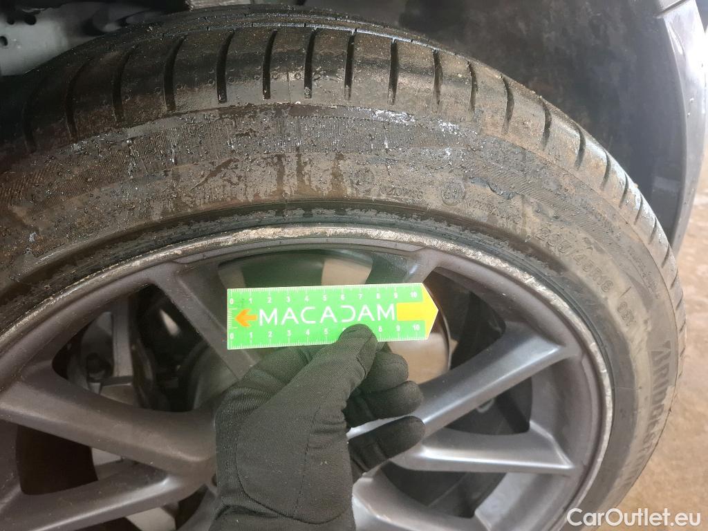  Tesla  Model 3 TESLA  / 2018 / 4P / Berline Grande Autonomie #13