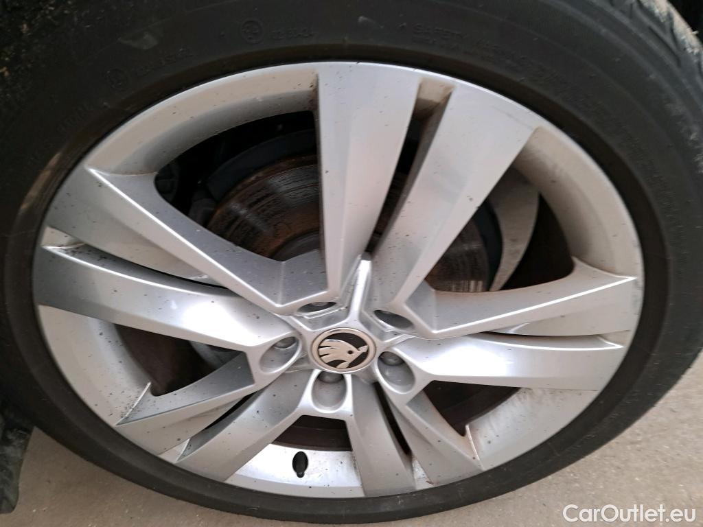  Land Rover  Discovery SKODA Karoq 5p SUV 15 TSI 150ch ACT DSG7 Style #3