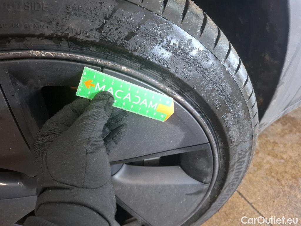  Tesla  Model 3 TESLA  / 2018 / 4P / Berline Grande Autonomie #28