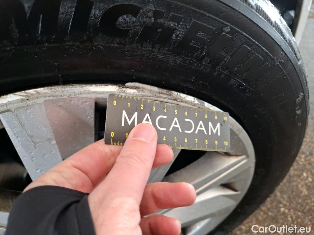  Renault  Megane  IV Berline 5pt. Business 1.5 dCi 115CV BVM6 E6d #11