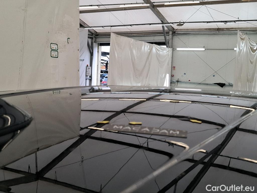  Toyota  C-HR TOYOTA  / 2016 / 5P / SUV 1.8 HYBRIDE 122 DISTINCTIVE #39