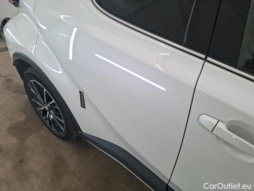  Toyota  C-HR TOYOTA  / 2016 / 5P / SUV 1.8 HYBRIDE 122 DISTINCTIVE #51