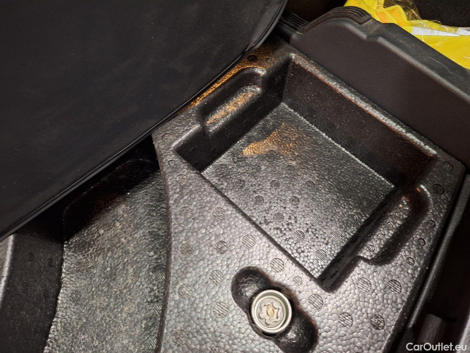  Volkswagen  Tiguan VW,  Allspace '17, Volkswagen  Allspace 2.0 TDI SCR DSG7 Platin 7pl #1