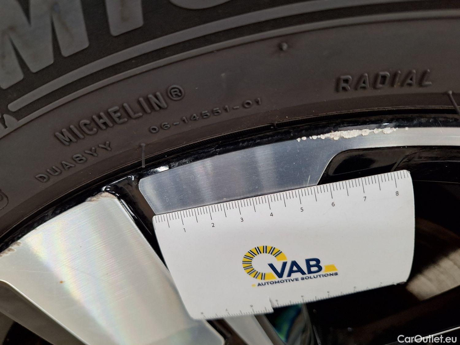  Volvo  V60 Volvo,  '18, Volvo  Cross Country B4 4x4 Geartronic Cross Co #38