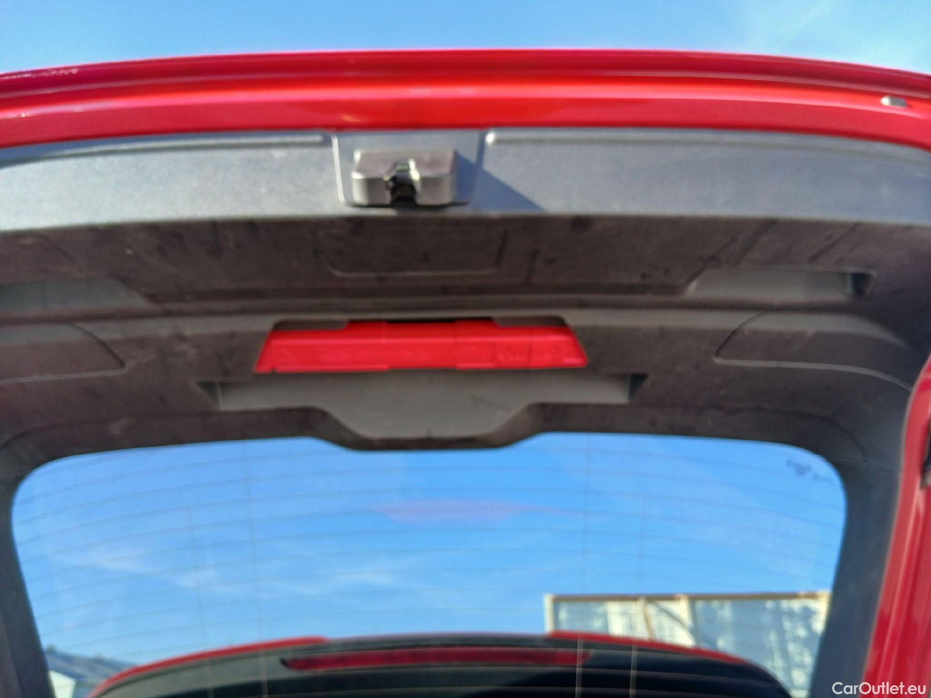  Audi  A3 AUDI  / 2020 / 5P / berlina con portón Sportback S line 40 TFSI e 150kW S tron #59