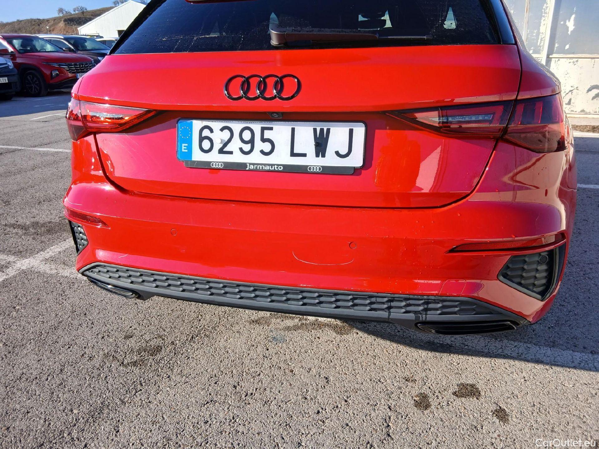  Audi  A3 AUDI  / 2020 / 5P / berlina con portón Sportback S line 40 TFSI e 150kW S tron #33