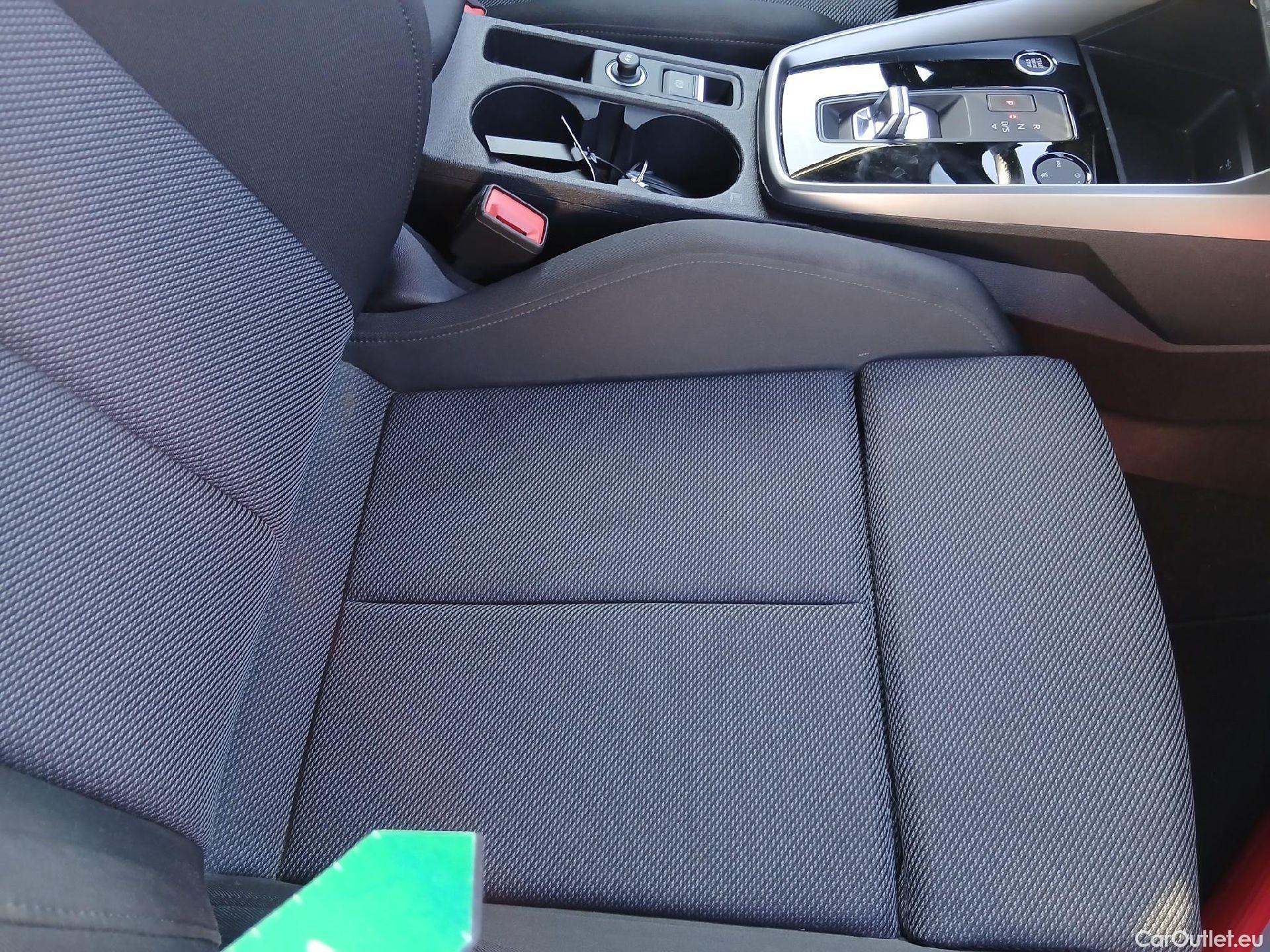  Audi  A3 AUDI  / 2020 / 5P / berlina con portón Sportback S line 40 TFSI e 150kW S tron #20