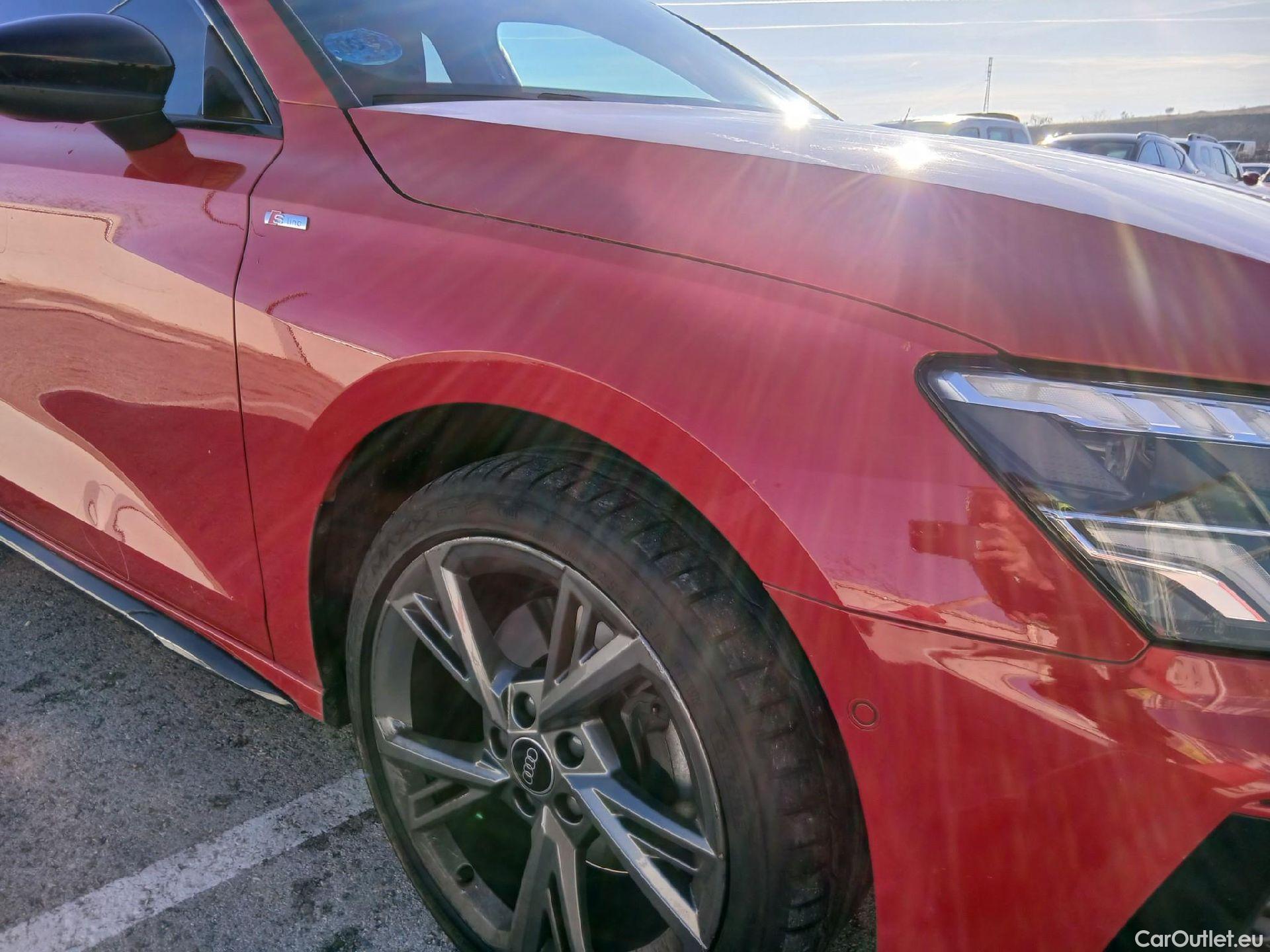  Audi  A3 AUDI  / 2020 / 5P / berlina con portón Sportback S line 40 TFSI e 150kW S tron #57