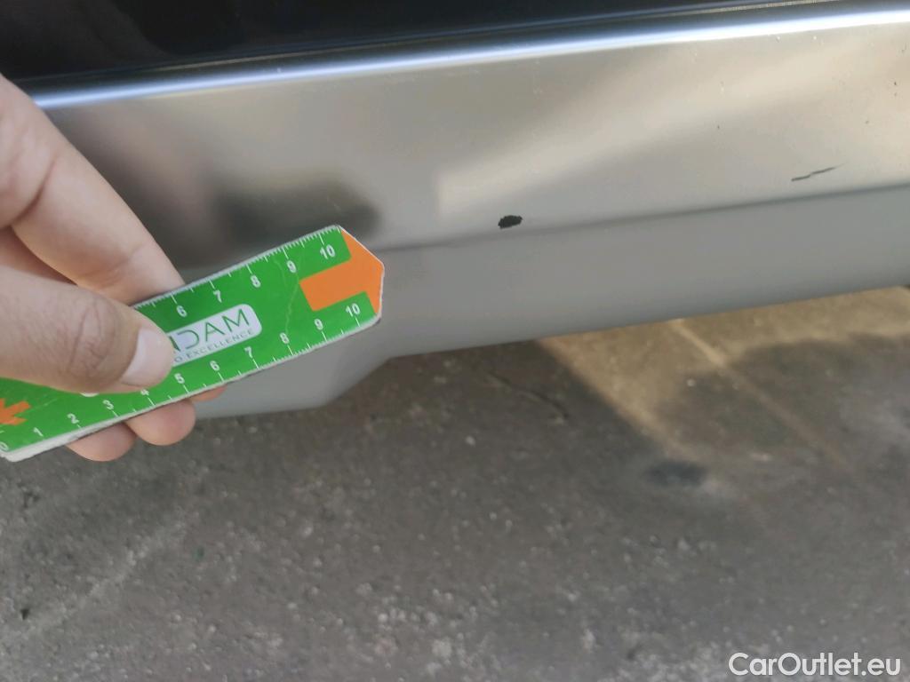  Audi  Q2 AUDI  / 2016 / 5P / todoterreno Design 30 TDI 85kW (116CV) S tronic #27