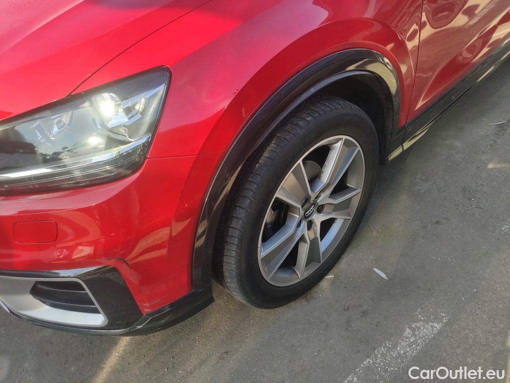 Audi  Q2 AUDI  / 2016 / 5P / todoterreno Design 30 TDI 85kW (116CV) S tronic #24