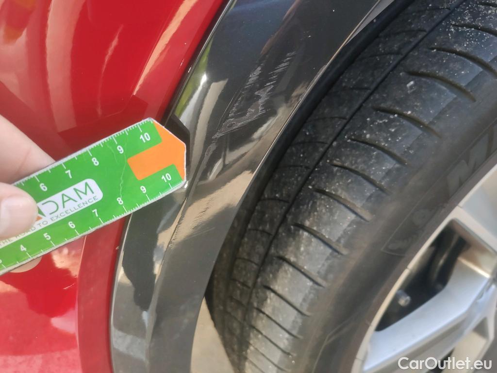  Audi  Q2 AUDI  / 2016 / 5P / todoterreno Design 30 TDI 85kW (116CV) S tronic #25