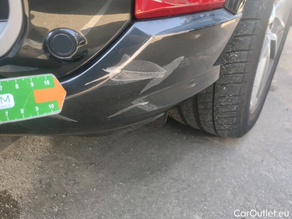  Audi  Q2 AUDI  / 2016 / 5P / todoterreno Design 30 TDI 85kW (116CV) S tronic #38