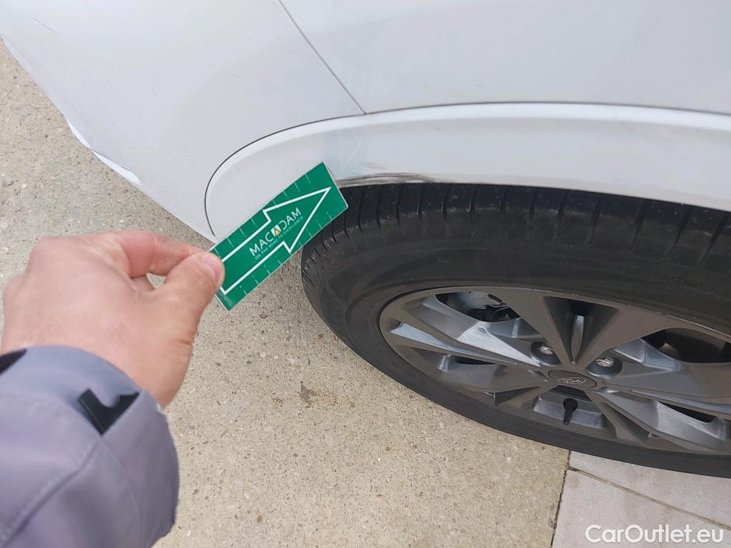  Ford  Kuga FORD  / 2019 / 5P / todoterreno ST-Line X 2.5 Duratec PHEV 165kW Auto #24