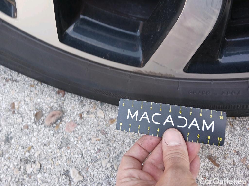  Ford  Explorer FORD  / 2019 / 4P / todoterreno 3.0 PHEV AWD ST Line #6