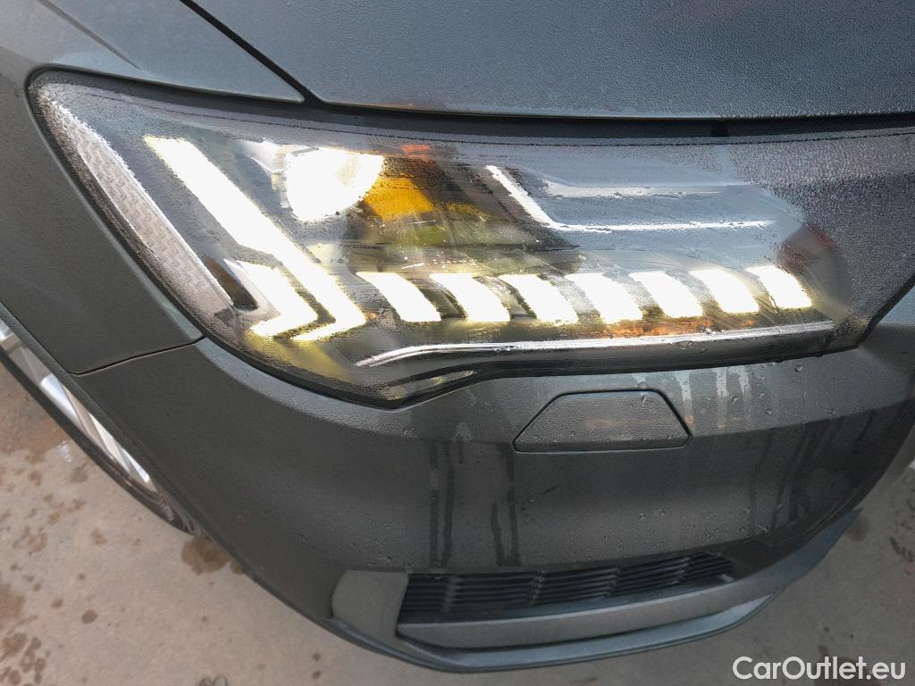  Audi  Q7 AUDI  / 2019 / 5P / todoterreno S line plus 55 TFSIe 280kW quattro tip(SP) #9