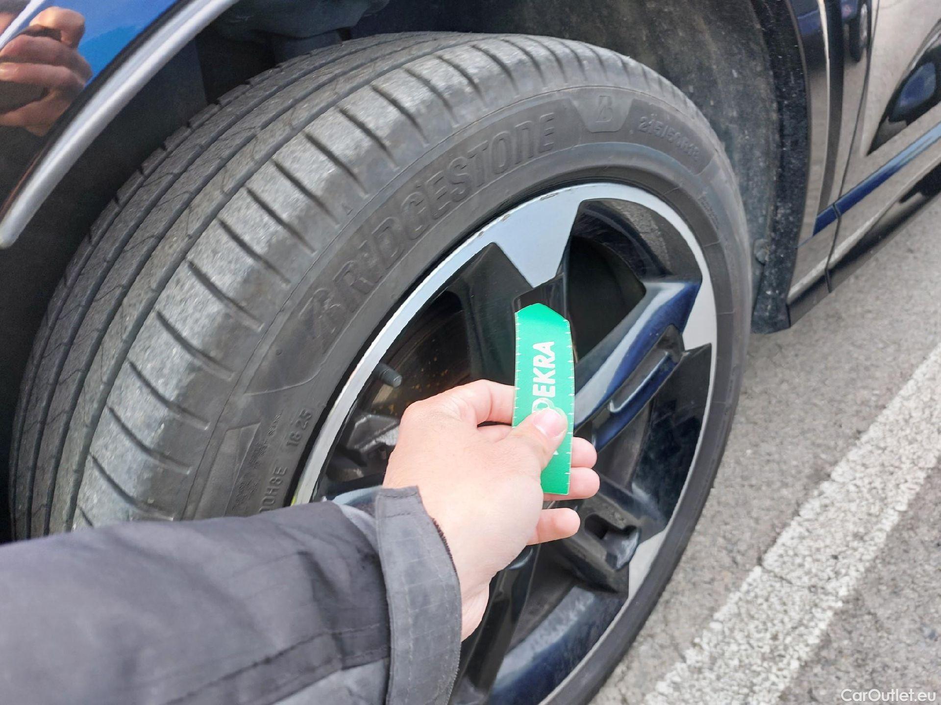  Audi  Q2 AUDI  / 2020 / 5P / todoterreno S line 30 TDI 85kW (116CV) S tronic #2