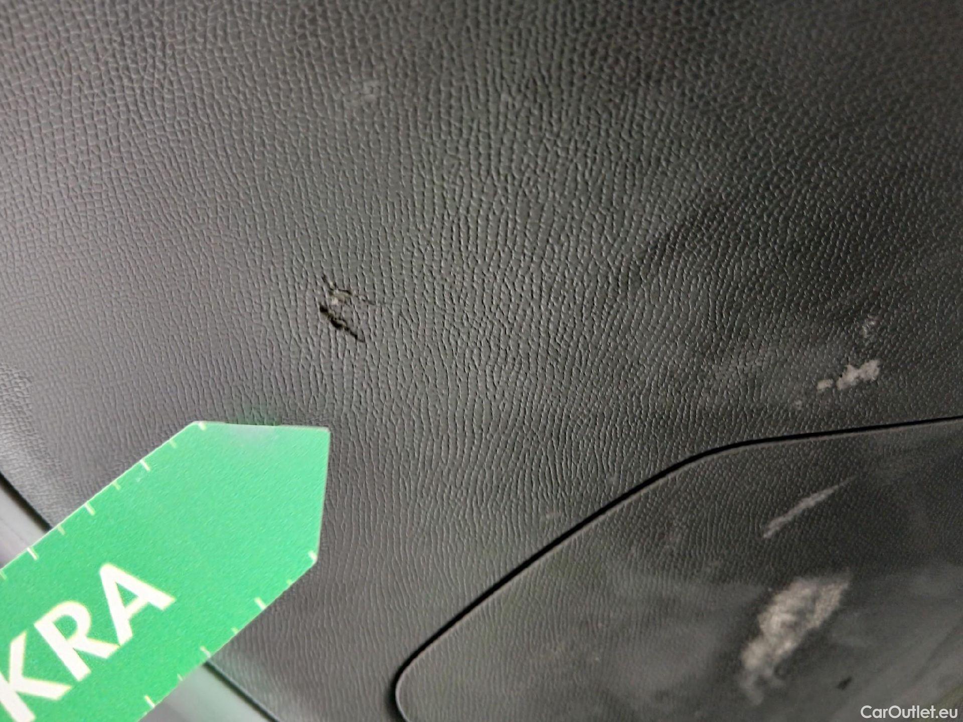  DS  DS7 DS DS 7 Crossback / 2017 / 5P / todoterreno BlueHDi DE 96kW (130CV) Auto. CHIC (AC) #7