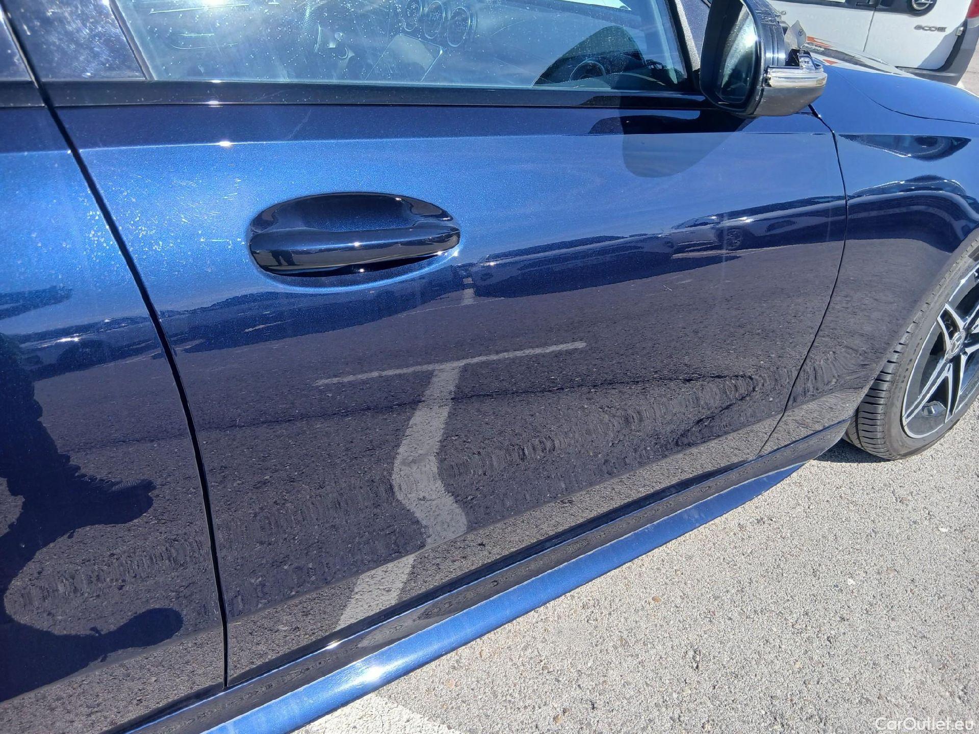  Mercedes  C-Klasse MERCEDES-BENZ Clase C / 2021 / 4P / sedán C 220 d #32