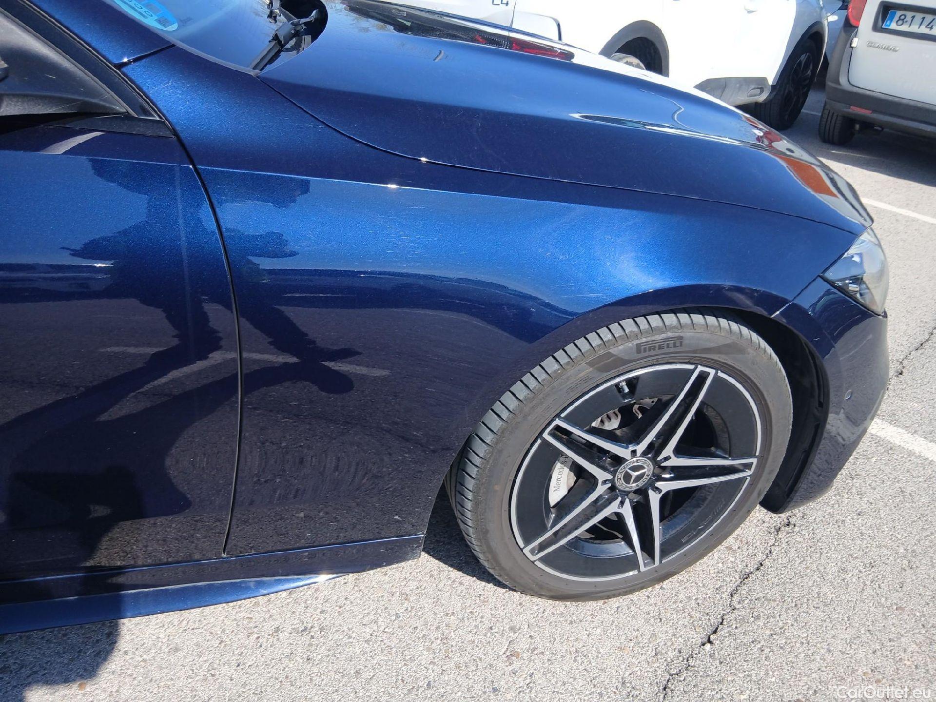  Mercedes  C-Klasse MERCEDES-BENZ Clase C / 2021 / 4P / sedán C 220 d #37