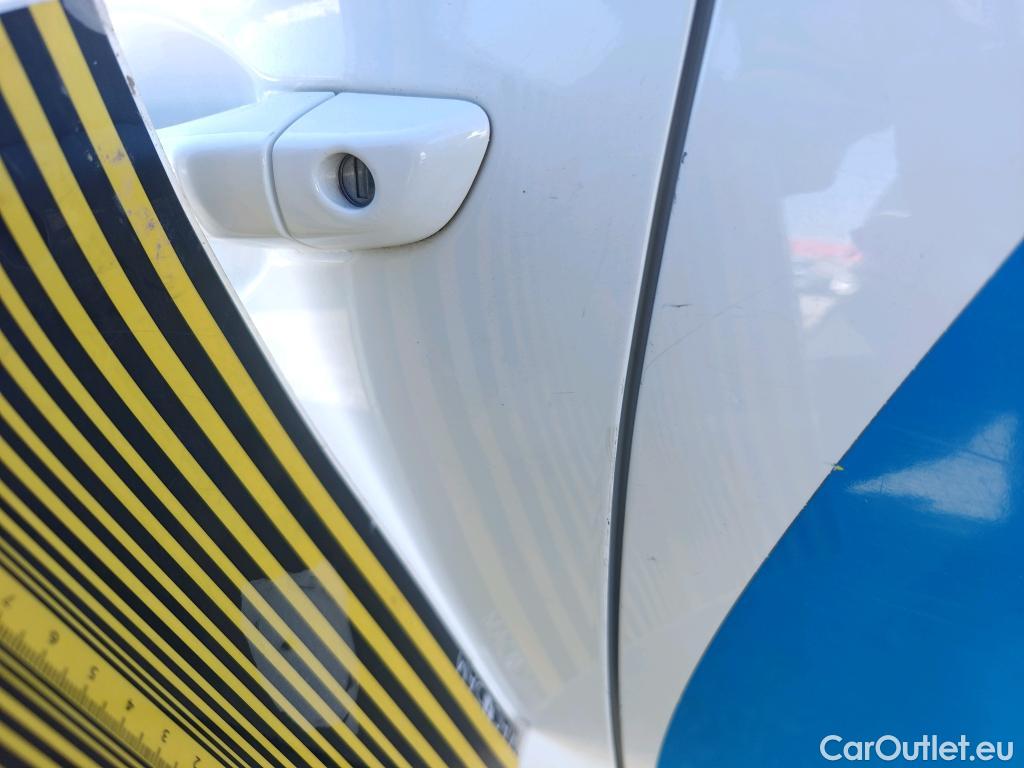  Hyundai  i30 HYUNDAI  / 2020 / 5P / berlina con portón 1.0 TGDI 48V Klass #5