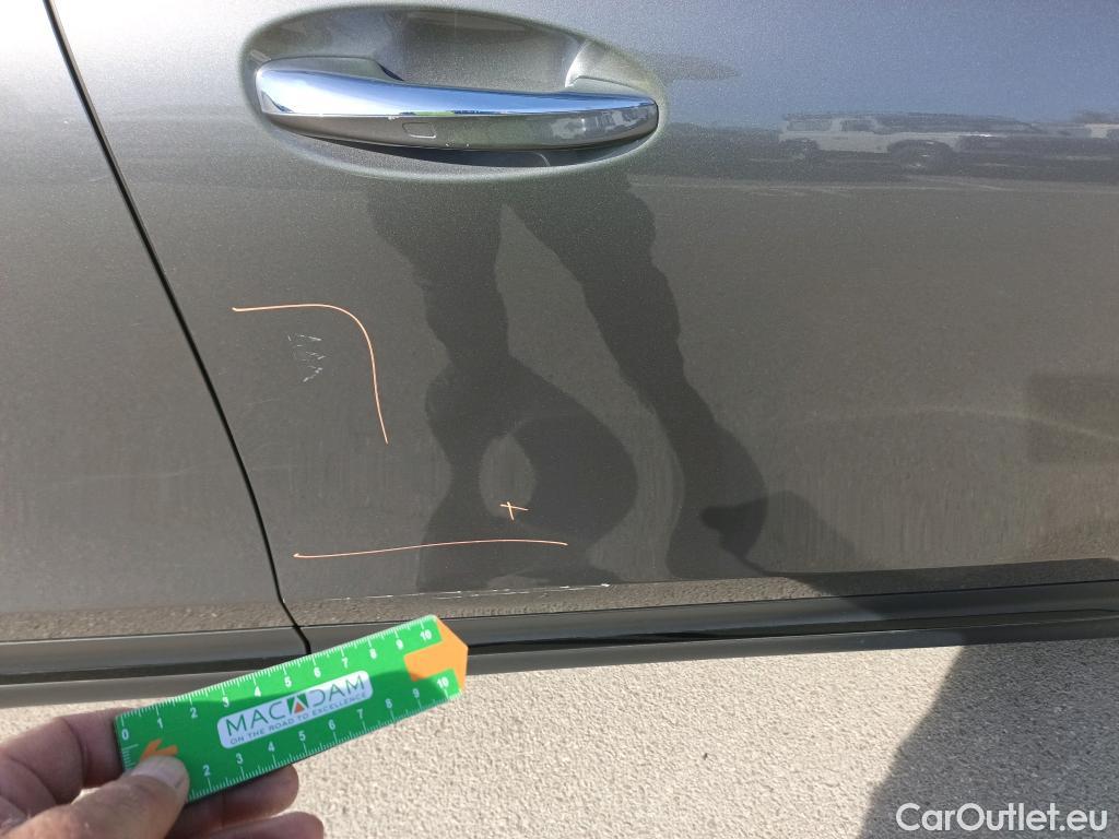  Mercedes  GLB MERCEDES-BENZ  / 2019 / 5P / todoterreno 1.3  200 DCT 120KW (163CV) #1