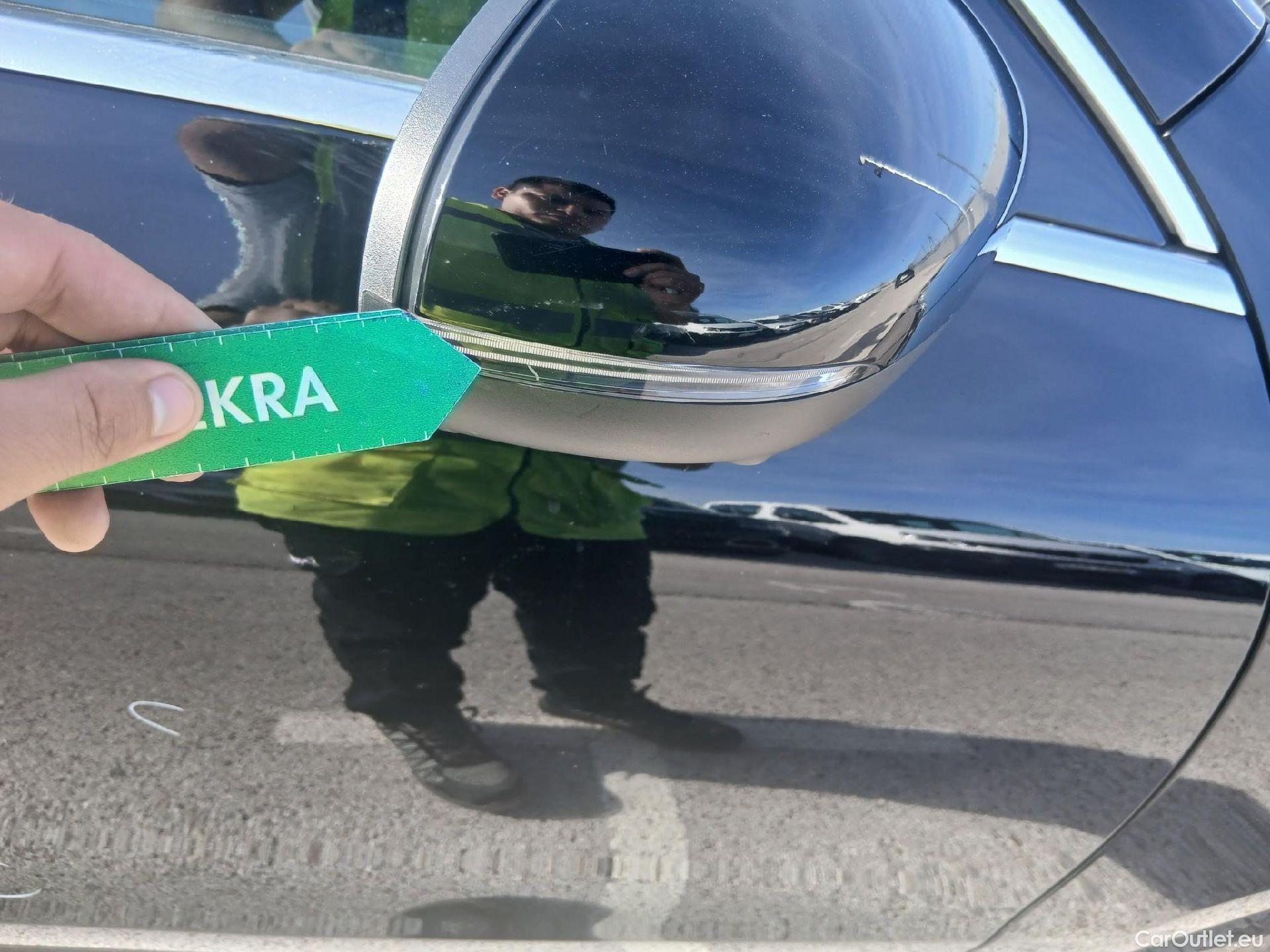  Mercedes  CLA-Klasse MERCEDES-BENZ CLA / 2019 / 5P / familiar CLA 200 D DCT Shooting Brake #28