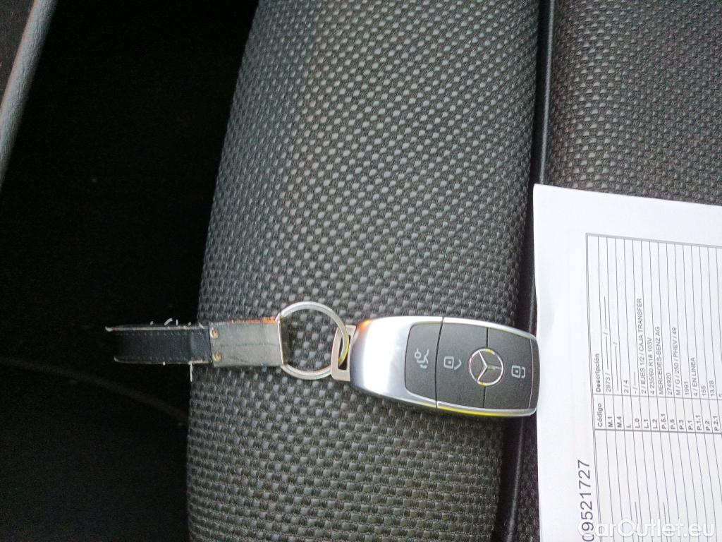  Mercedes  G-Klasee MERCEDES-BENZ Clase GLC / 2019 / 5P / todoterreno GLC 300 e 4MATIC #2