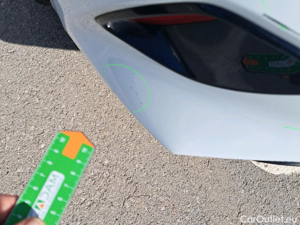  KIA  Cee'd KIA Ceed / 2018 / 5P / berlina con portón 1.0 MHEV 88kW (120CV) Drive DCT #19