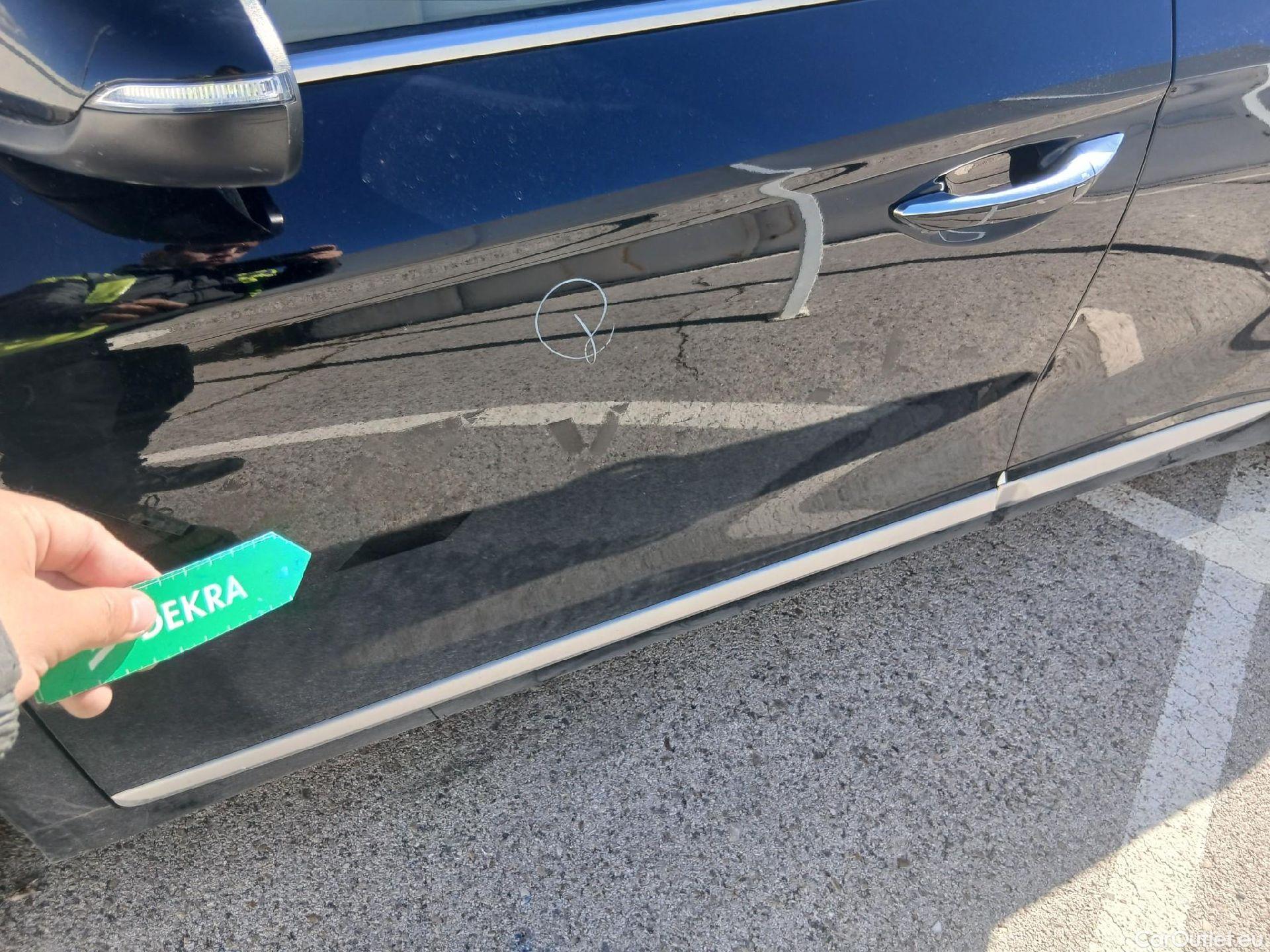  Hyundai   Ioniq HYUNDAI / 2019 / 5P / berlina con portón 1.6 GDI HEV Tecno DCT #19