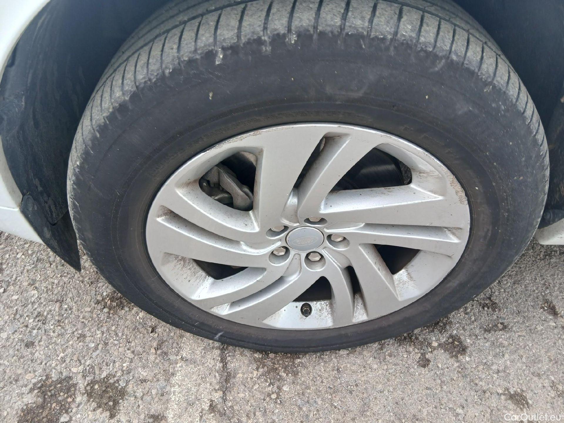  Land Rover  Discovery LAND ROVER  Sport / 2019 / 5P / todoterreno 2.0D I4-L.Flw 150 PS AWD R-Dynamic Base #4