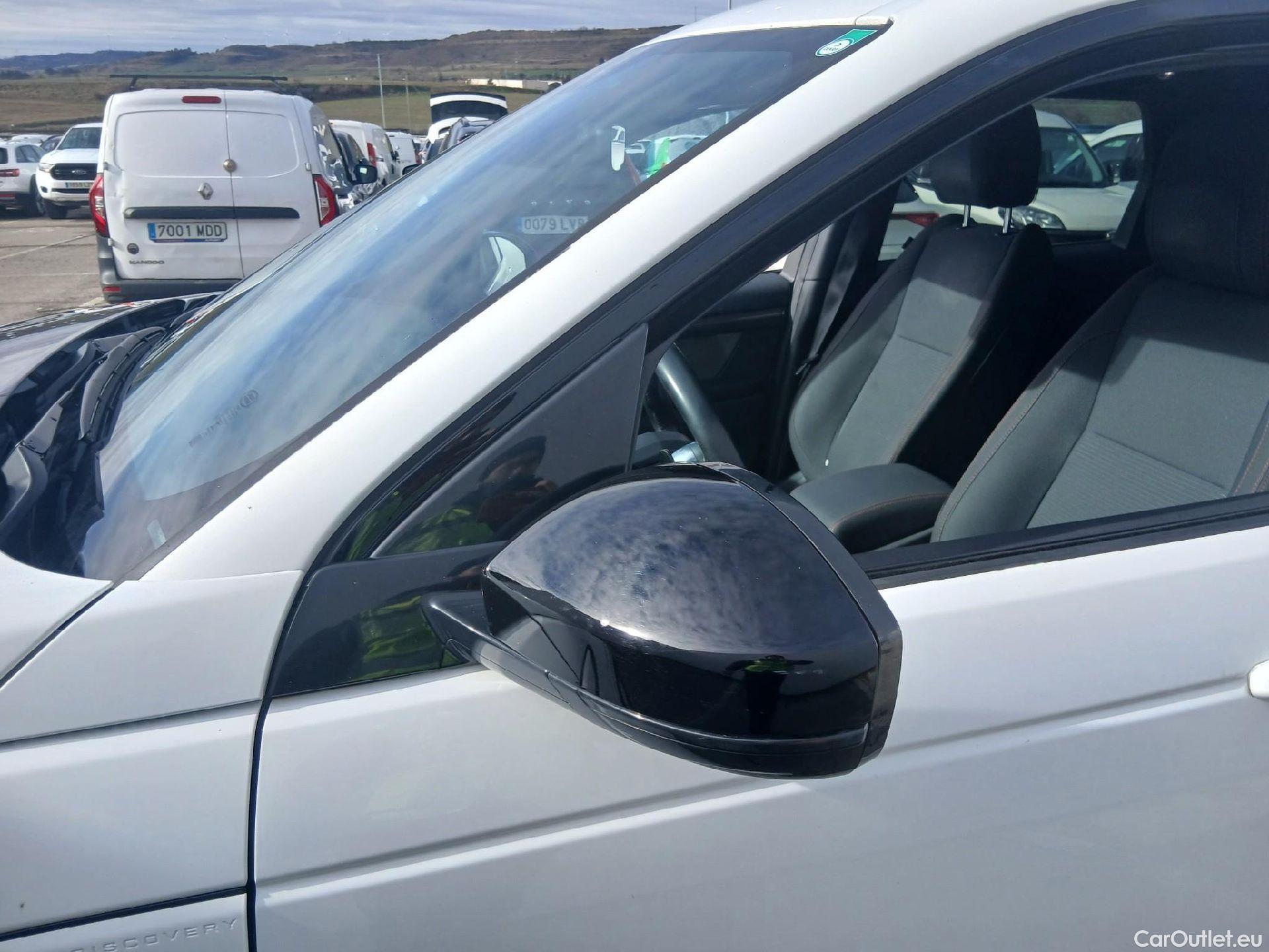  Land Rover  Discovery LAND ROVER  Sport / 2019 / 5P / todoterreno 2.0D I4-L.Flw 150 PS AWD R-Dynamic Base #8