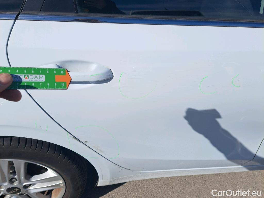  KIA  Cee'd KIA Ceed / 2018 / 5P / berlina con portón 1.0 MHEV 88kW (120CV) Drive DCT #25