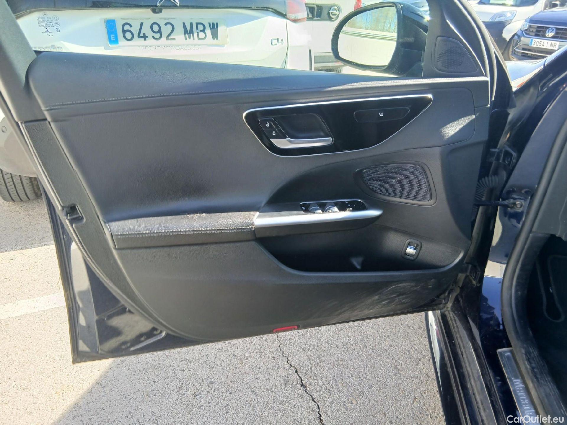  Mercedes  C-Klasse MERCEDES-BENZ Clase C / 2021 / 4P / sedán C 220 d #14