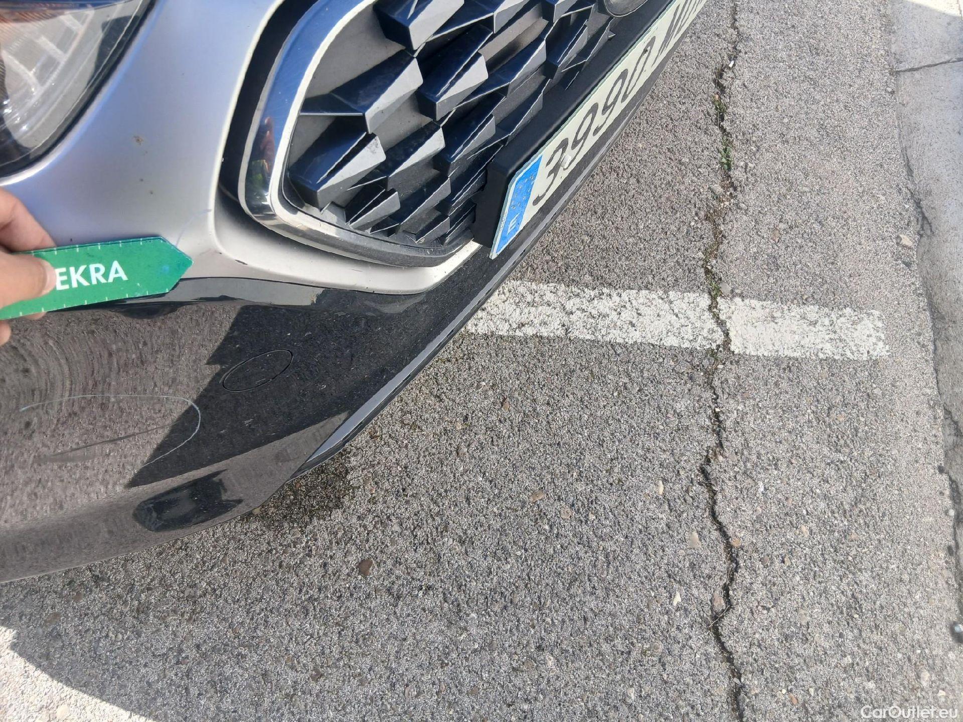  Hyundai   Ioniq HYUNDAI / 2019 / 5P / berlina con portón 1.6 GDI HEV Tecno DCT #8